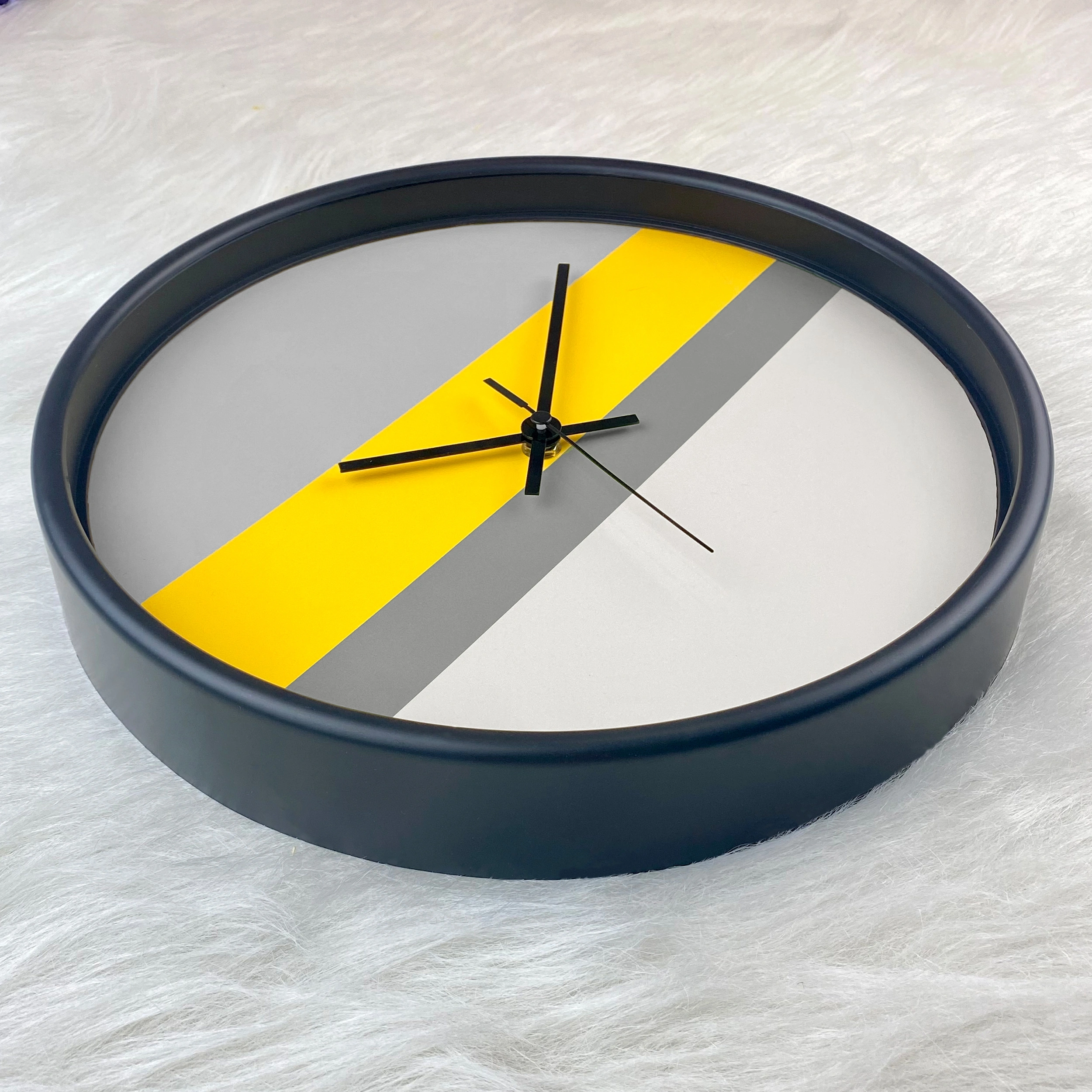 ساعت دیواری مدرن سال بردز مدل CW-1911T