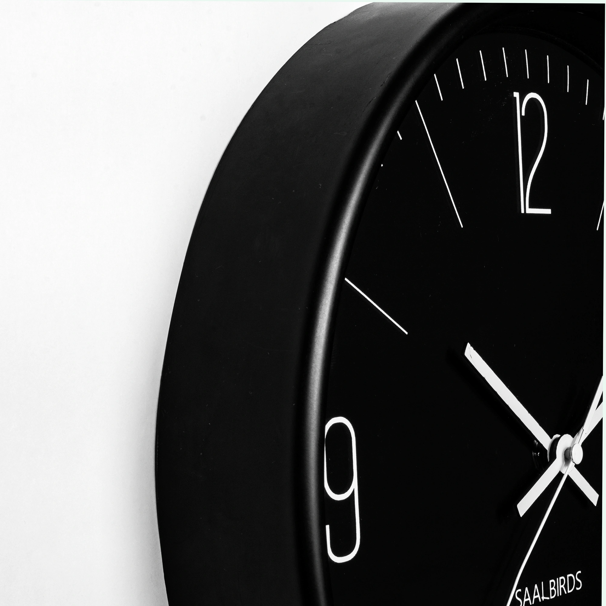 ساعت دیواری سال بردز مدل CW-144