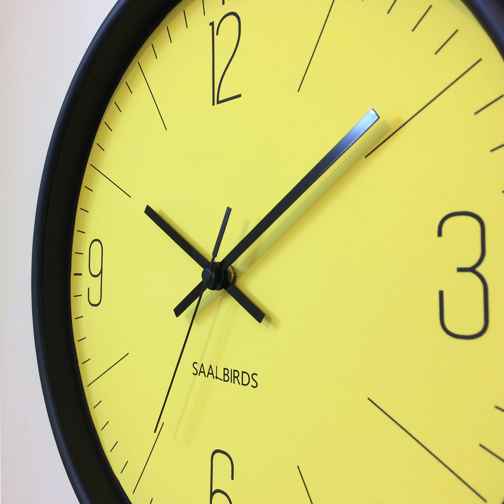 ساعت دیواری سال بردز مدل CW-158Y