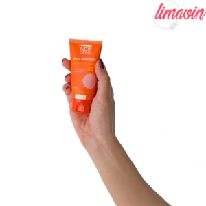 کرم ضد آفتاب رنگی نئودرم SPF 50 مدل MAX PROTECT مناسب پوست های چرب حجم 50 میلی لیتر